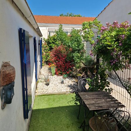 Maison Fetilly, Sweet Home La Rochelle  Exterior photo